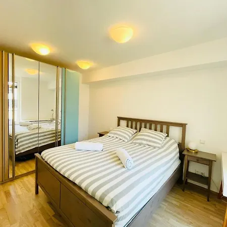 Chic 1 Bedroom Flat With Terrace&parking-5 Luxembourg